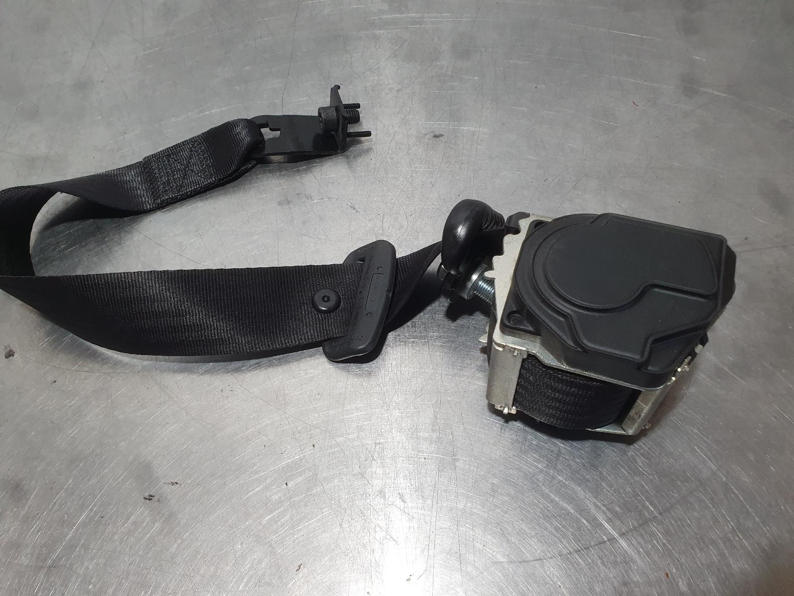 2010 Alfa Romeo 159 Seatbelt/Stalk View Auto part Seatbelt/Stalk Alfa Romeo 159 2010