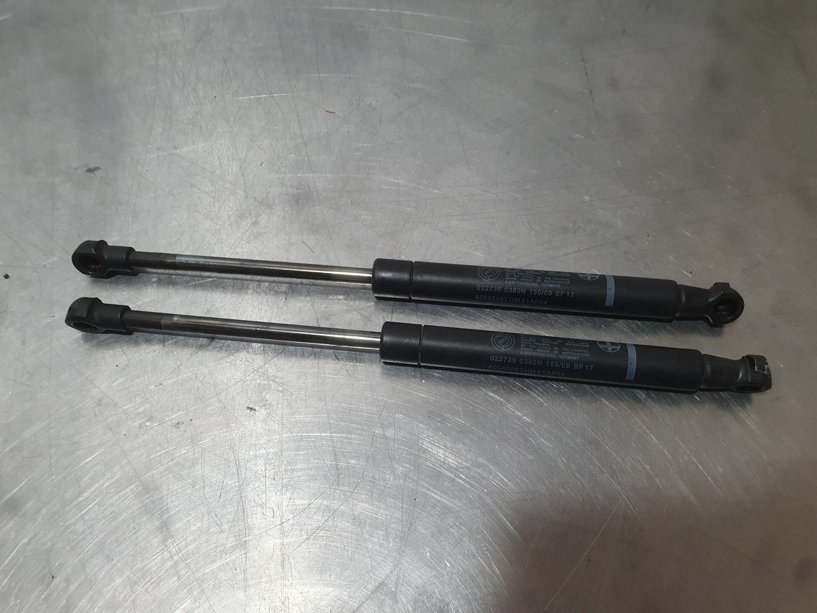 View Auto part Hatch Strut Alfa Romeo 159 2010