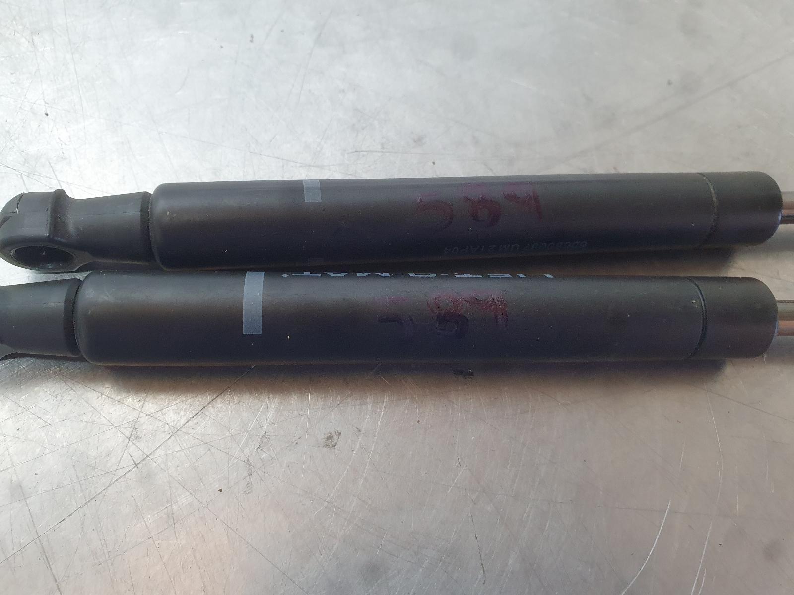 View Auto part Hatch Strut Alfa Romeo 159 2010