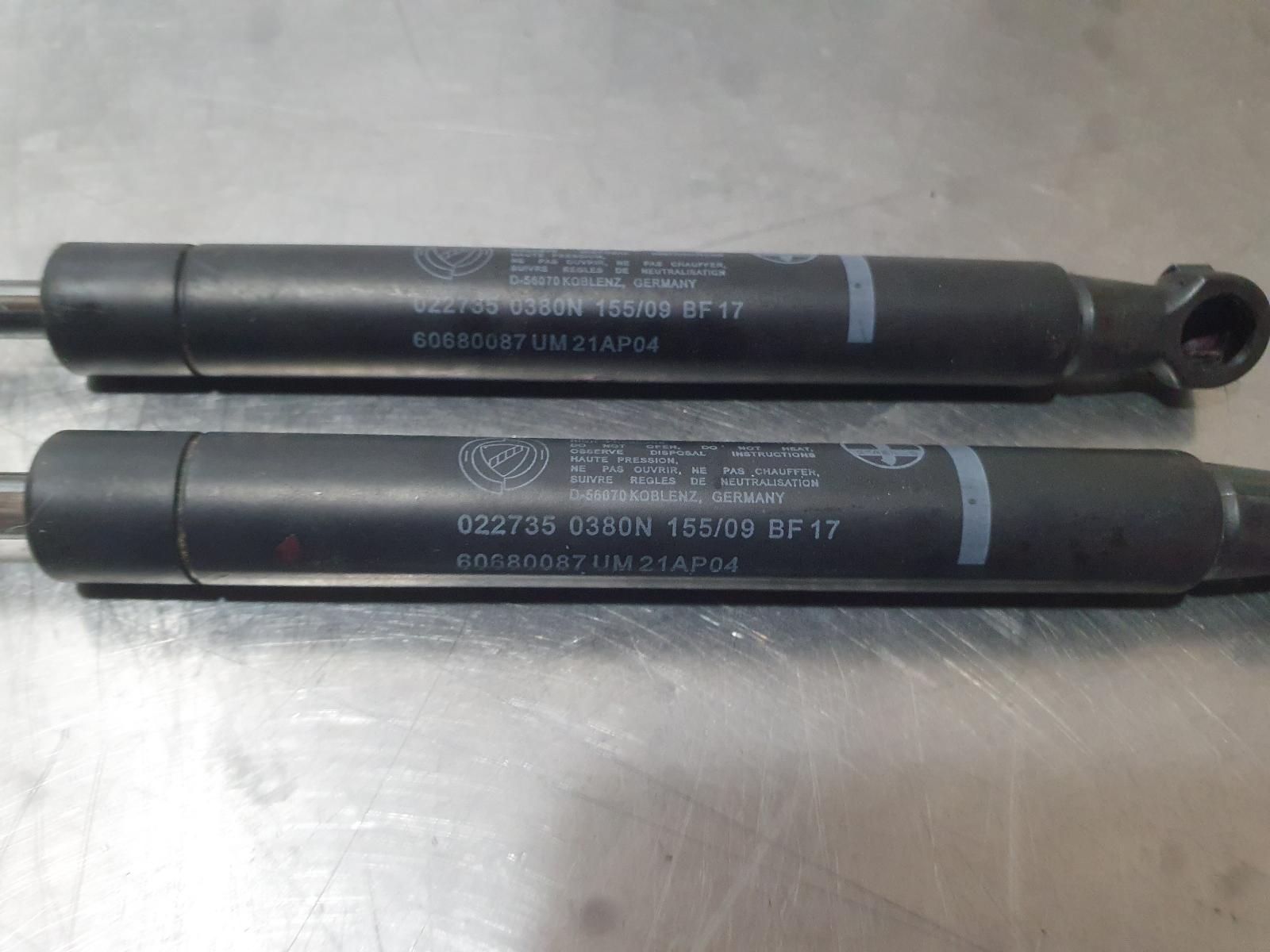 View Auto part Hatch Strut Alfa Romeo 159 2010