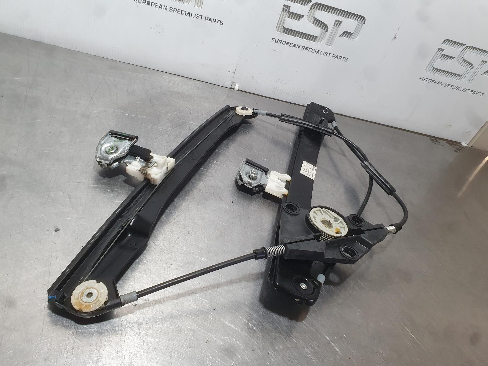2010 Alfa Romeo 159 Left Front Window Reg/Motor View Auto part Left Front Window Reg/Motor Alfa Romeo 159 2010