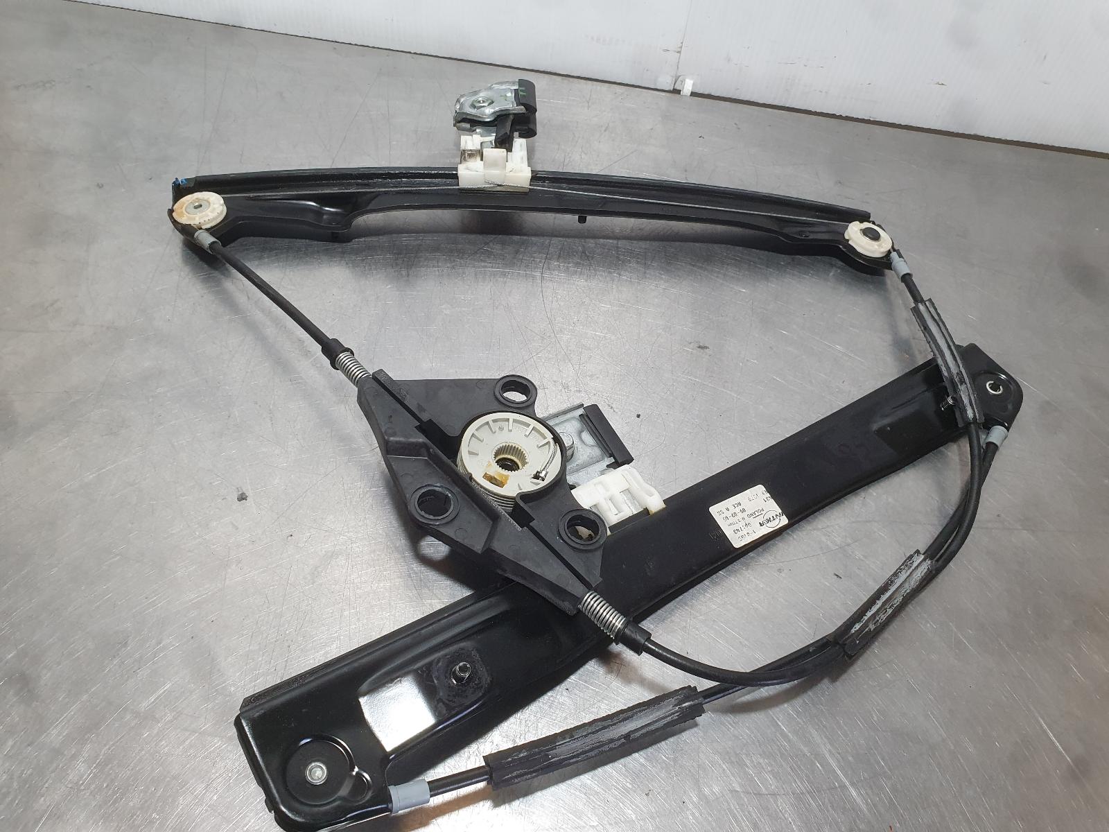 2010 Alfa Romeo 159 Left Front Window Reg/Motor View Auto part Left Front Window Reg/Motor Alfa Romeo 159 2010