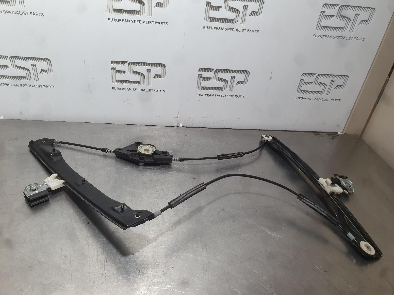 2010 Alfa Romeo 159 Left Front Window Reg/Motor View Auto part Left Front Window Reg/Motor Alfa Romeo 159 2010