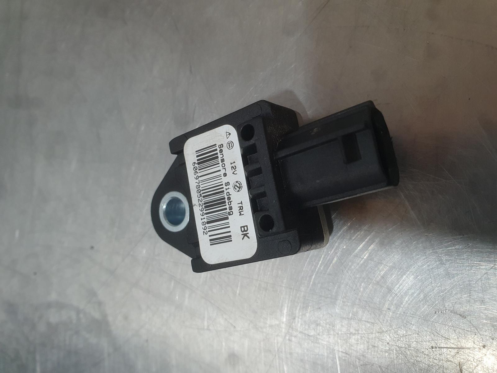 2010 Alfa Romeo 159 Misc Switch/Relay View Auto part Misc Switch/Relay Alfa Romeo 159 2010