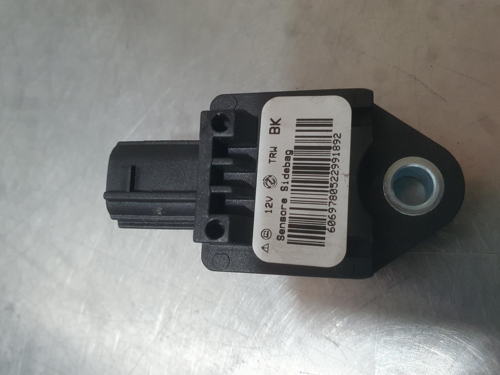2010 Alfa Romeo 159 Misc Switch/Relay View Auto part Misc Switch/Relay Alfa Romeo 159 2010