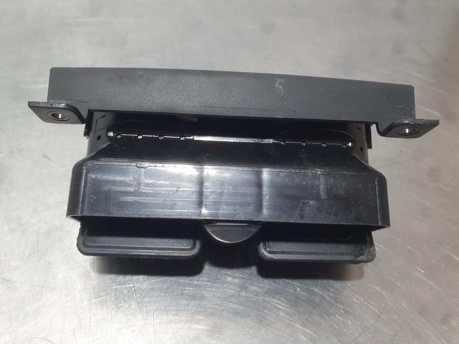 2010 Alfa Romeo 159 Trim Panel View Auto part Trim Panel Alfa Romeo 159 2010
