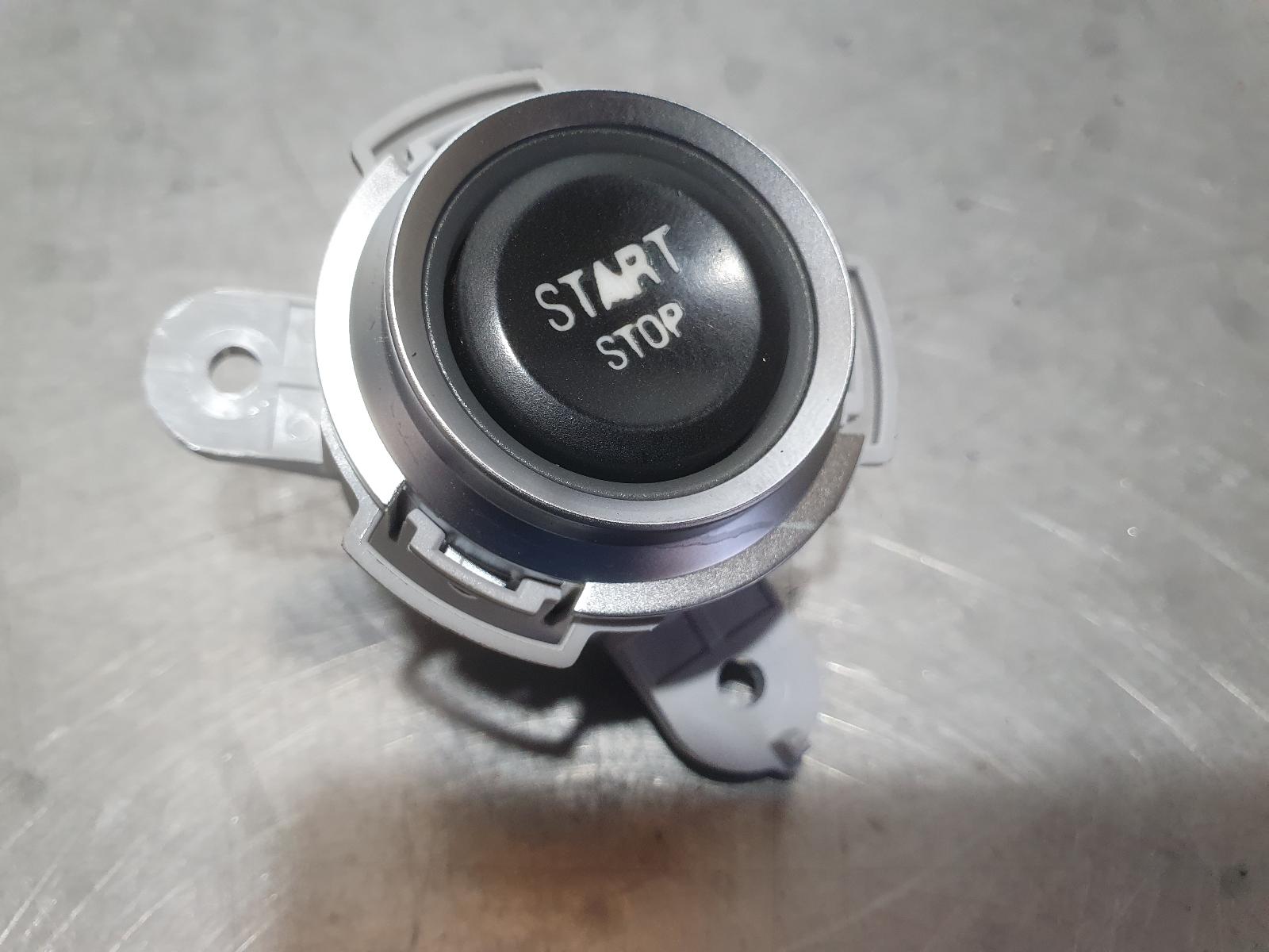 2010 Alfa Romeo 159 Misc Switch/Relay View Auto part Misc Switch/Relay Alfa Romeo 159 2010
