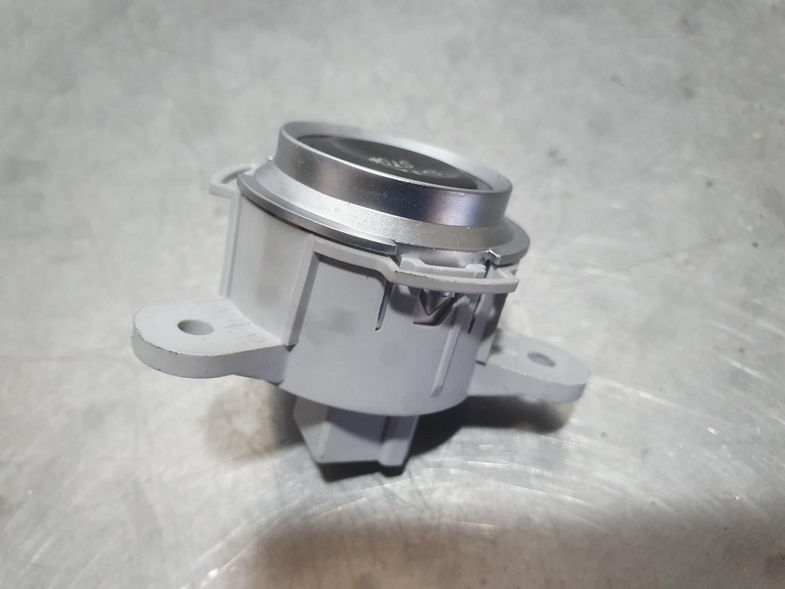 2010 Alfa Romeo 159 Misc Switch/Relay View Auto part Misc Switch/Relay Alfa Romeo 159 2010