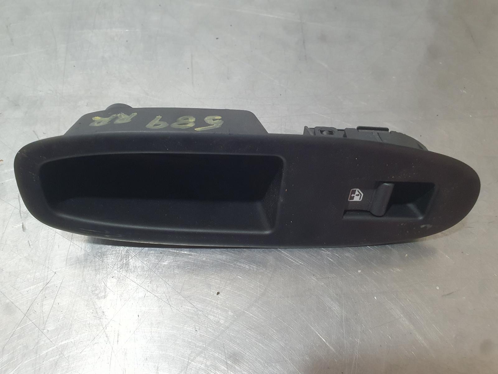 2010 Alfa Romeo 159 Pwr Dr Wind Switch View Auto part Pwr Dr Wind Switch Alfa Romeo 159 2010